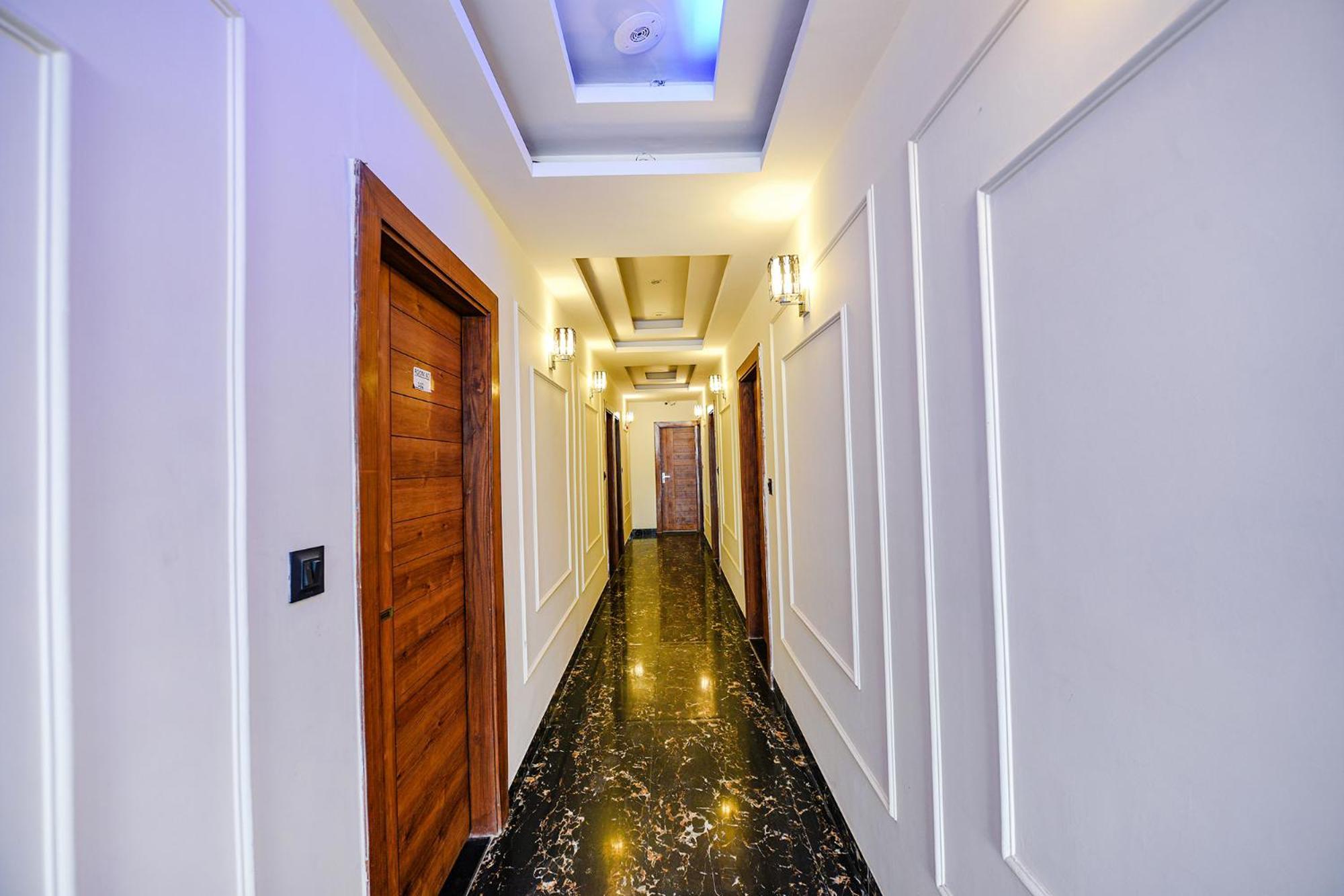 Fabexpress Imperial Boutique Hotel